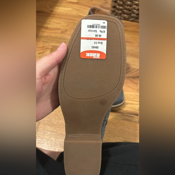 Brand new Lucky Brand Booties size 9 1/2 - Picture 3 of 4